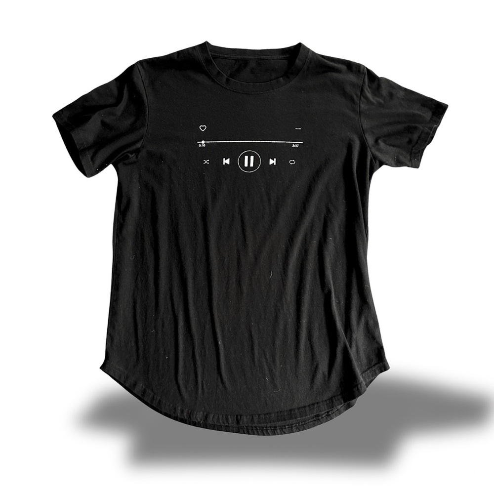 Black Music Player MP3 Vintage Graphic T-Shirt